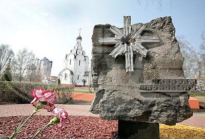A csernobili áldozatok műemlékei a világ különböző városaiban